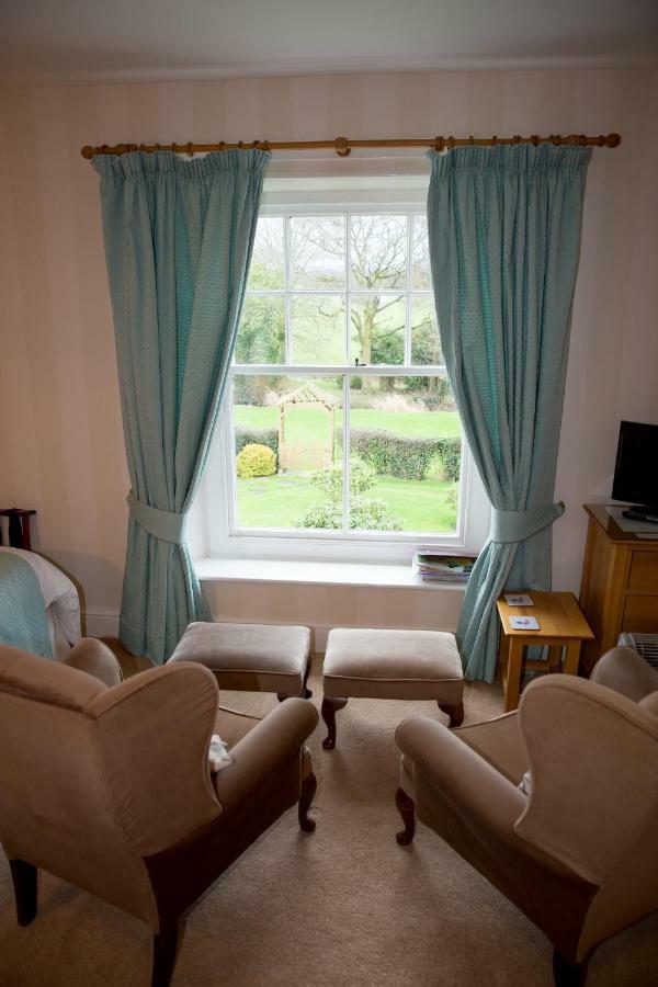 カロンプトン Weir Mill Farm Bed & Breakfast エクステリア 写真